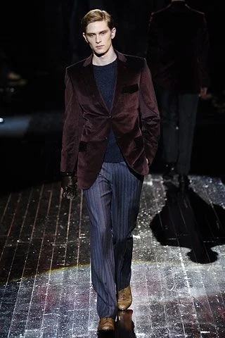 Look 32